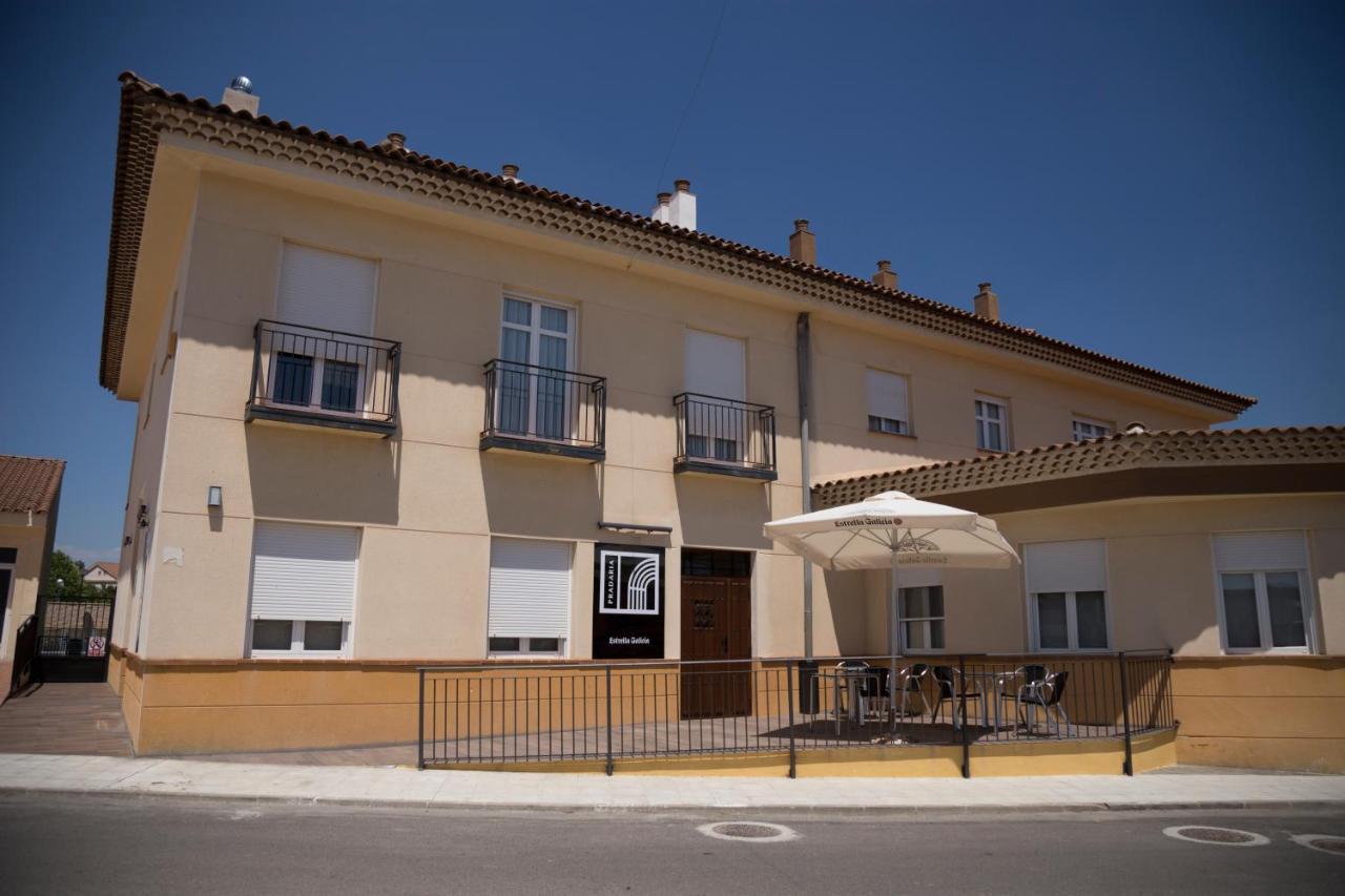 Hostal Pradaria Asador & Alojamiento Arcas Bagian luar foto
